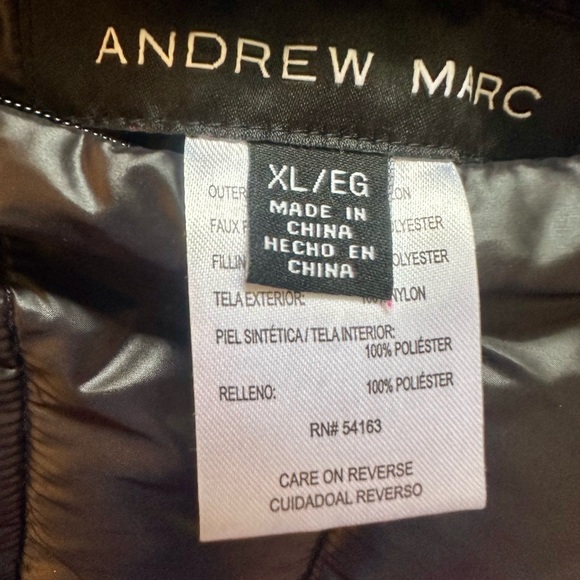 Andrew Marc Ladies' Ultra Soft Attached Hood Reversible Jacket in XL - Picture 9 of 9